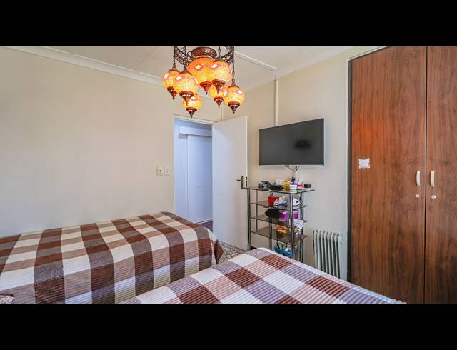 3 BEDROOM HOUSE FOR SALE IN MONTGOMERY PARK